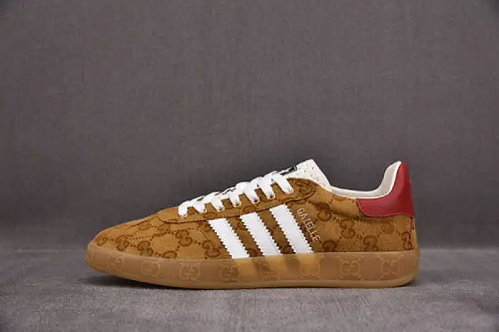 Adidas x Gucci Gazelle Sneaker Golden 0131