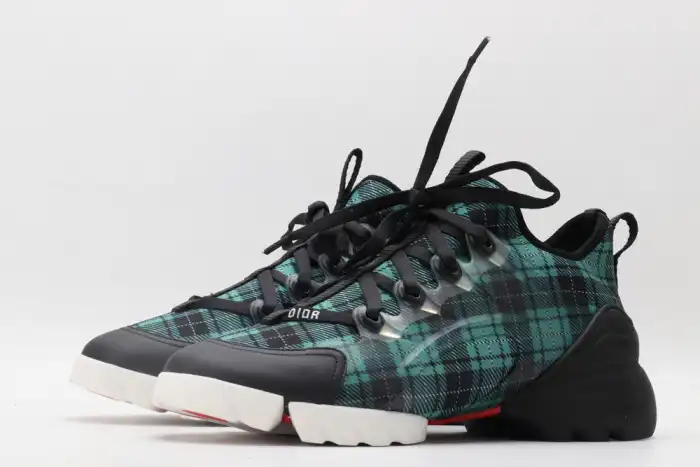 DR-CONNECT GREEN PLAID 0128