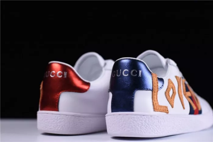 GUCC ACE EMBROIDERED LOW-TOP SNEAKER WITH LOVED 497090 DOPE0 9095 0117