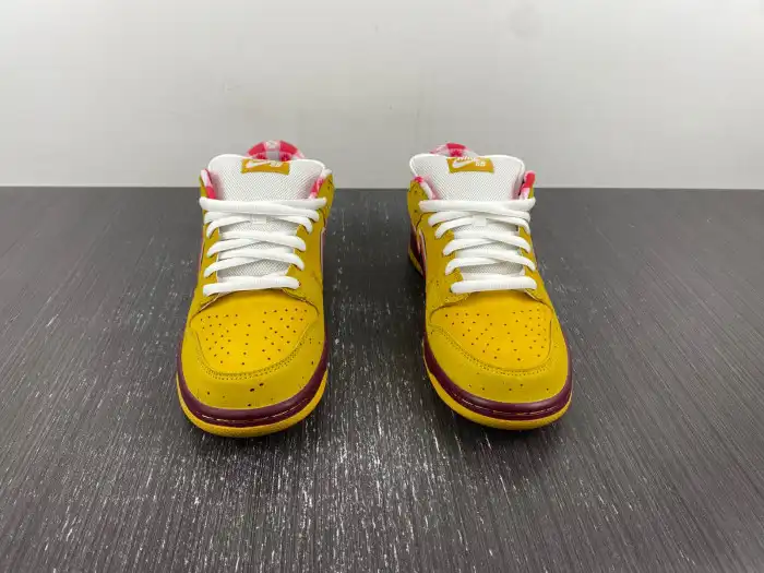 Nike SB Dunk Low Yellow Lobster 313170-137566 0129