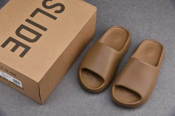 Adidas Yeezy Slide Core G55492 0126