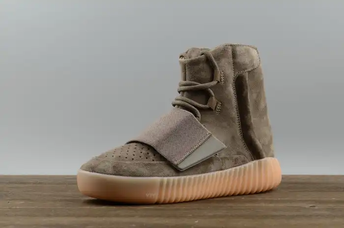 adidas Yeezy 750 Boost Light Brown BY2456 0122