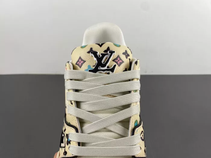 LV TRAINER SNEAKER 24072201 0118