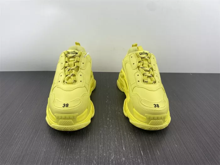 BLCG TRIPLE S SNEAKER 524039 W1FB5 2308 0114