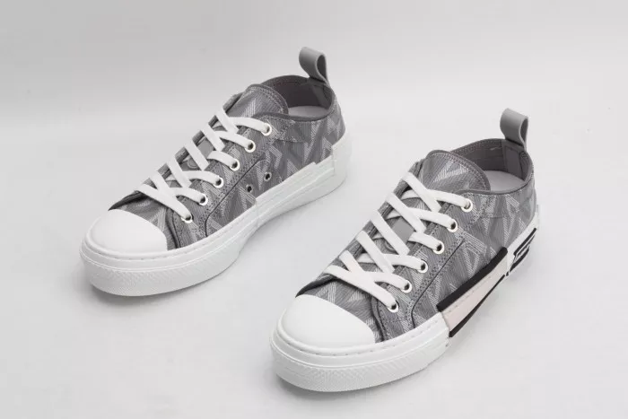 DR B23 Sneakers 0113