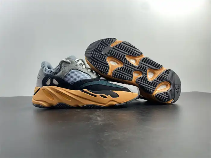 Adidas Yeezy Boost 700 V2 Sun GW0296 0126