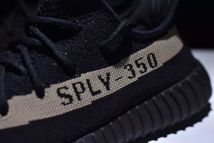 Adidas Yeezy Boost 350 V2 Core Black Green BY9611 0120