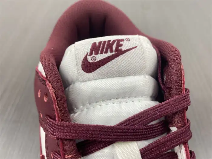 Nike Dunk Low Team Red Bordeaux DD1503-108 0123