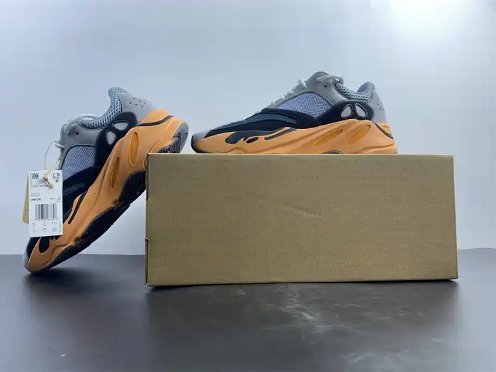 Adidas Yeezy Boost 700 V2 Sun GW0296 0126