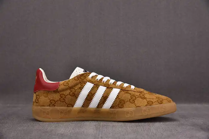 Adidas x Gucci Gazelle Sneaker Golden 0131