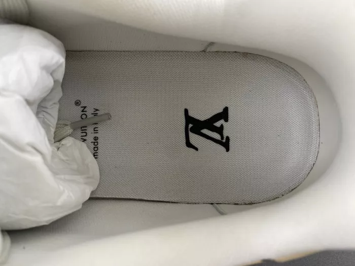 LV TRAINER SNEAKER 24072201 0118