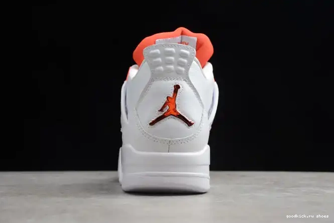 Jordan Team OrangeCT8527-118 4 Air 0217