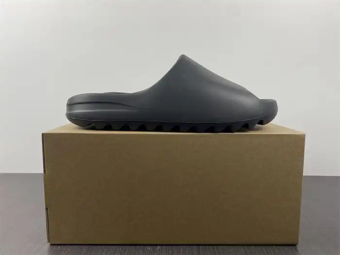 Adidas Yeezy Slide Onyx HQ6448 0205