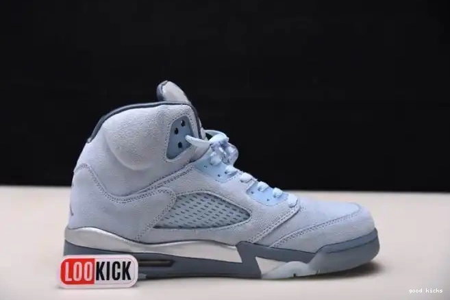 Air Retro Jordan Bluebird 5 DD9336-400 (W) 0213