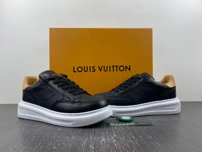 LV LOW-TOP SNEAKER 0202