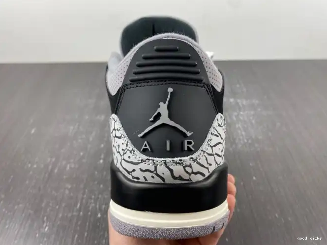 CK9246-001 3 Noir Off Air Jordan WMNS 0219