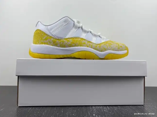 WMNS Low AH7860-107 Snakeskin Yellow Jordan Air 11 0215