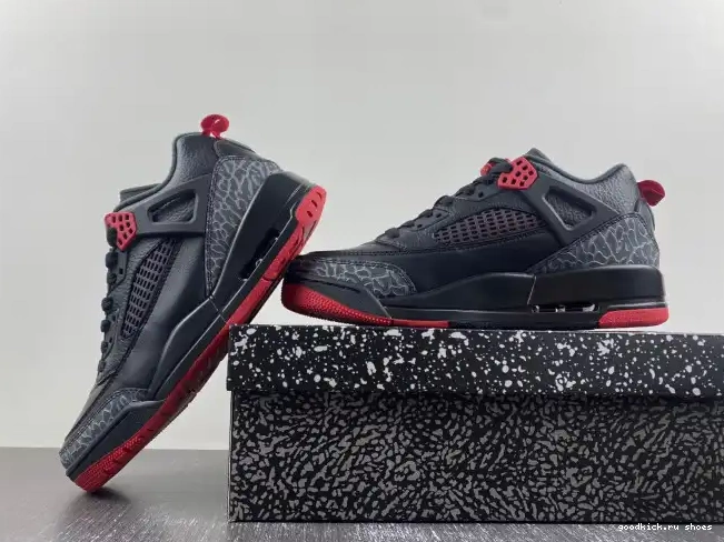 FQ1579-006 Bred Low Jordan Spizike 0223