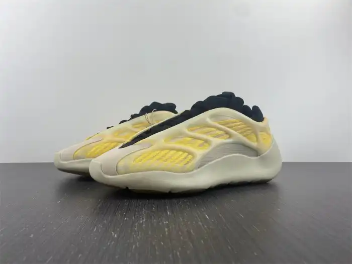 Adidas Yeezy 700 V3 Mono Safflower HP5425 0204