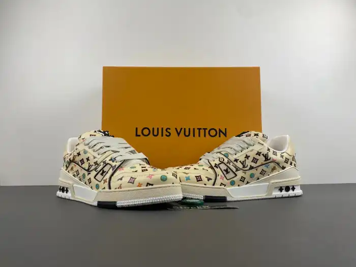 LV TRAINER SNEAKER 24072201 0202