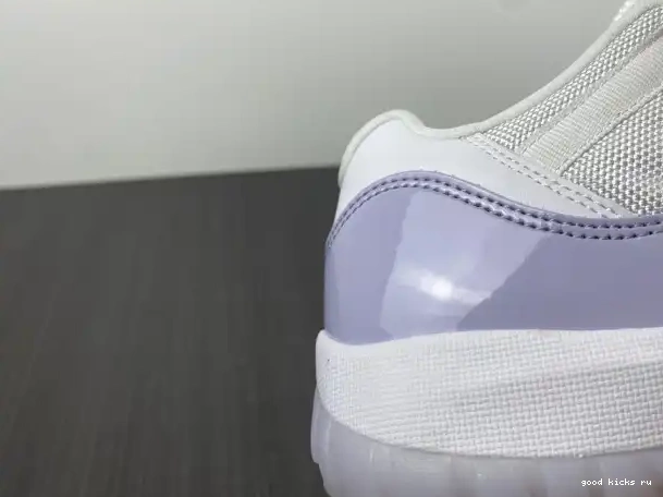 Air Violet WMNS Jordan 11 Low AH7860-101 Pure 0212