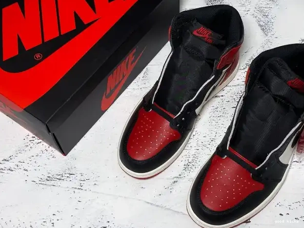 Bred Air 555088-610 High Toe 1 Jordan OG Retro 0210