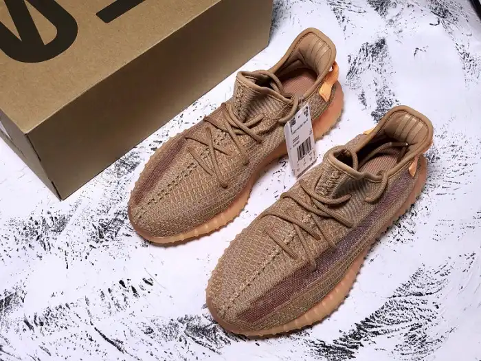 Adidas Yeezy Boost 350 V2 Clay EG7490 0204