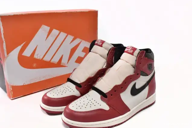 Jordan High Lost Chicago OG Retro 1 Found DZ5485-612 and 0215