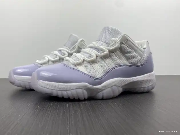 Air Violet WMNS Jordan 11 Low AH7860-101 Pure 0212