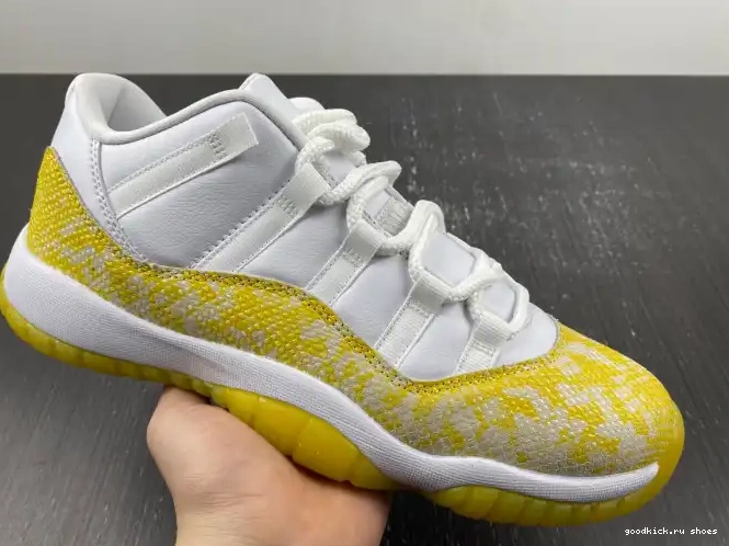 WMNS Low AH7860-107 Snakeskin Yellow Jordan Air 11 0215