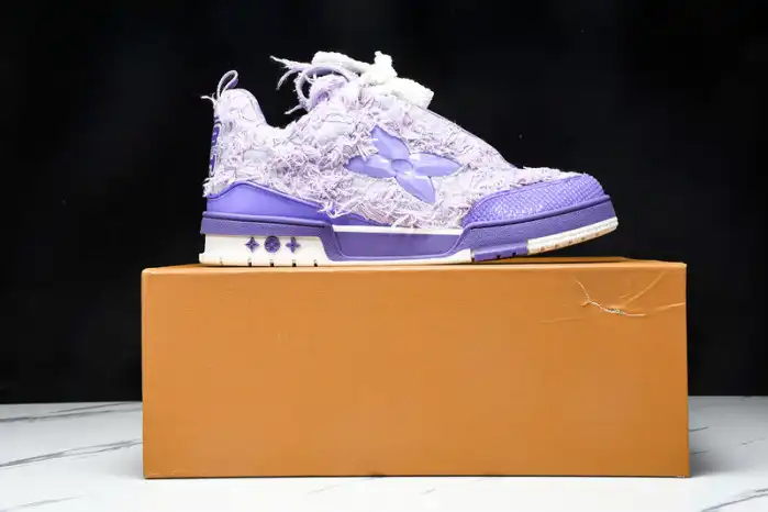 LV SKATE SNEAKER 24111512 0202