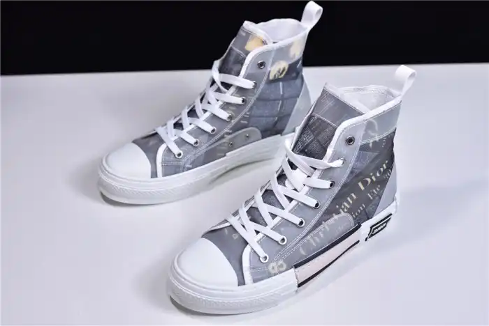 DR B23 Oblique High Top Sneakers 0201