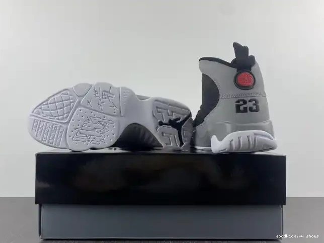 9 Grey CT8019-060 Retro Particle Jordan 0218