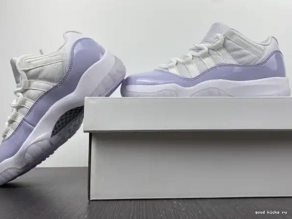 Air Violet WMNS Jordan 11 Low AH7860-101 Pure 0212