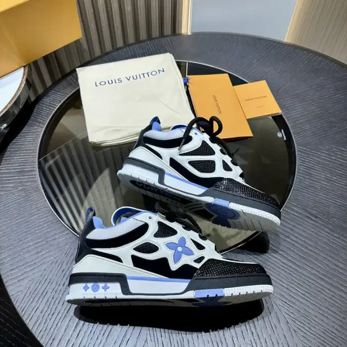 LV SKATE SNEAKER 24120902 0202