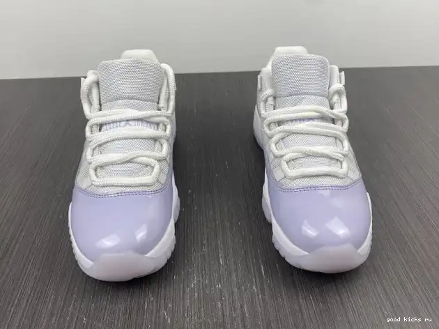 Air Violet WMNS Jordan 11 Low AH7860-101 Pure 0212