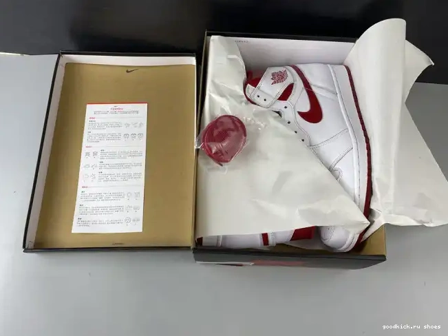 555088-103 Jordan 1 (2017) Retro Metallic Red Air 0223