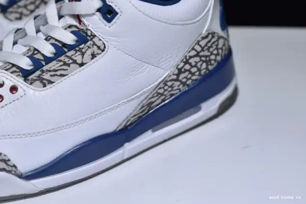 First Jordan Air Retro True 3 Nike Look Blue Air 854262-106 0316